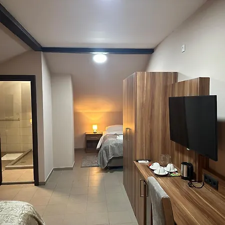 Jp Mali Pariz Aparthotel