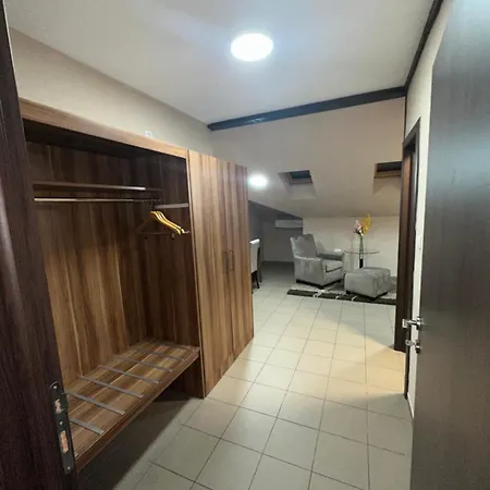 Jp Mali Pariz Bor