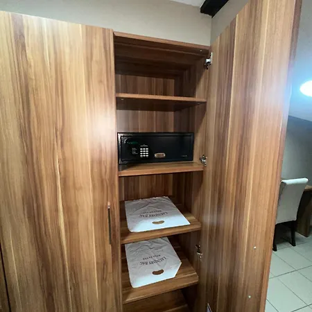 Aparthotel Jp Mali Pariz *