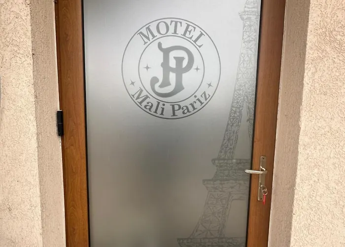 Jp Mali Pariz Lejlighedshotel Bor